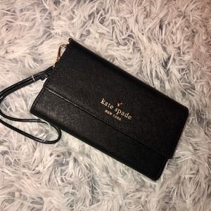 Black Kate spade wrist bag